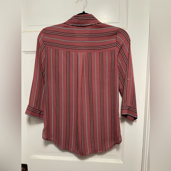 IZ Byer blouse size xsmall - Picture 2 of 2